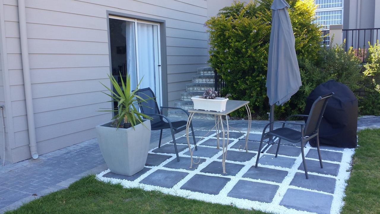 Apartamento 29 Carissa Street Somerset West Exterior foto