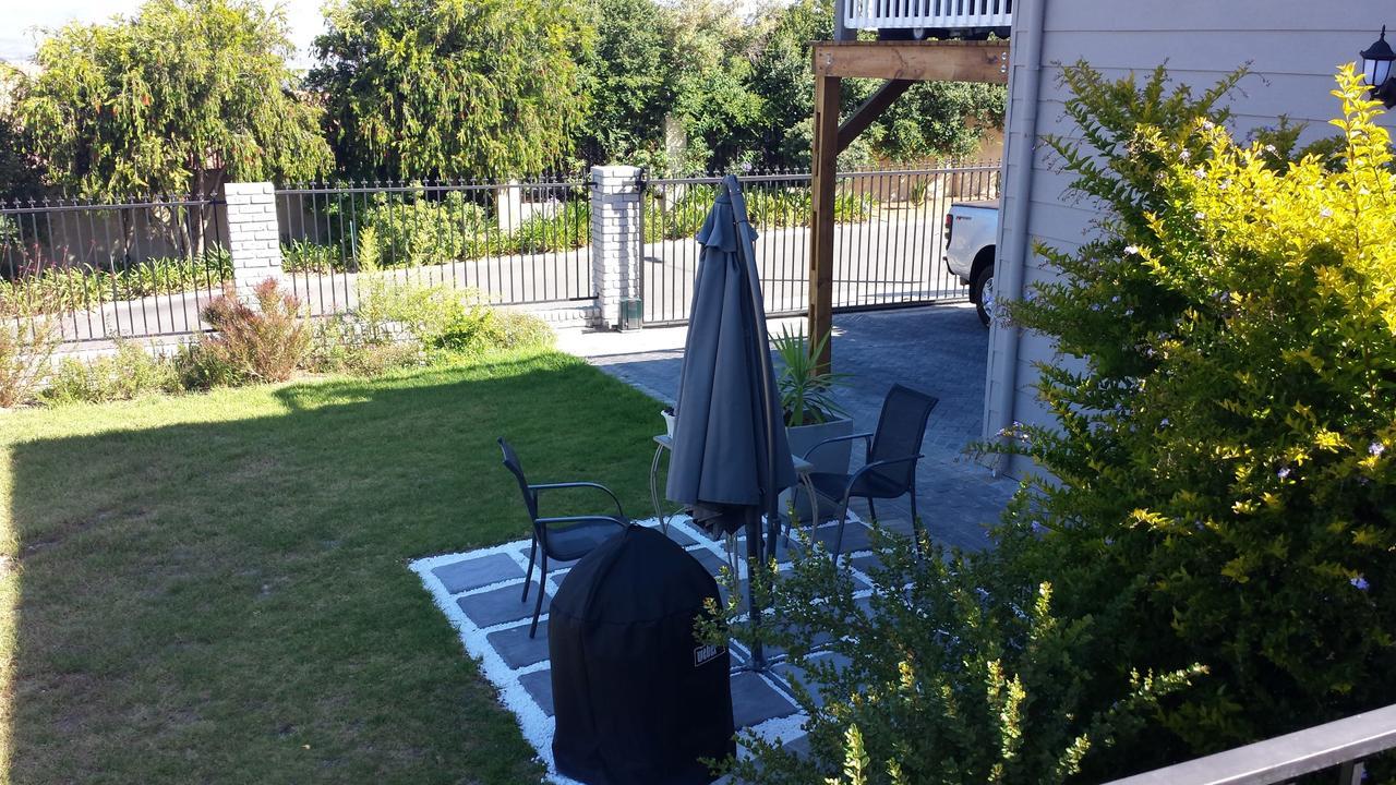 Apartamento 29 Carissa Street Somerset West Exterior foto
